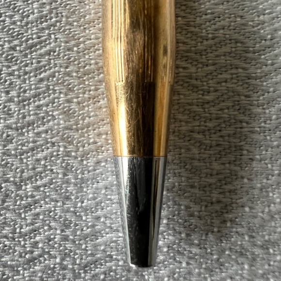 Classic Century Gold Filled Cross Pen & Sleeve - Picture 3 of 6